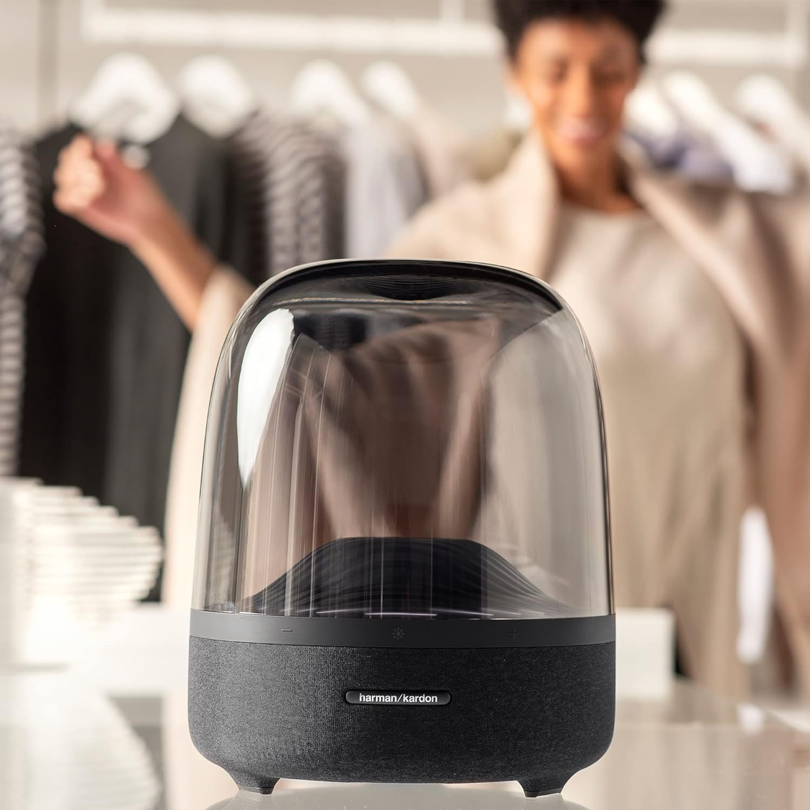 Buy Harman Kardon Aura Studio 3 130W Portable Bluetooth Buy Harman Kardon Aura Studio 3 130W Portable Bluetooth